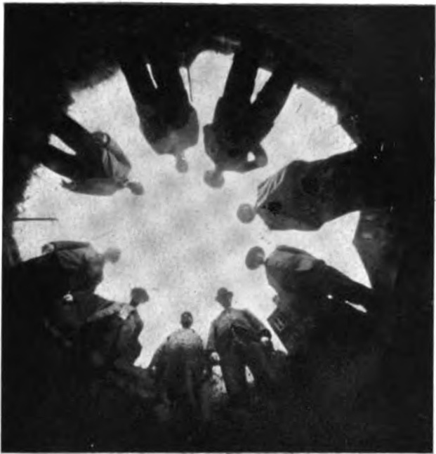 Počátky vynálezu objektivu "Rybí oko" (1906)