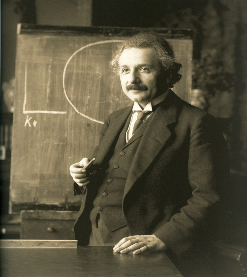 [url=https://pixabay.com/en/albert-einstein-1921-portrait-1165151/]"Albert Einstein lecturing"[/url] in Public Domain, [url=http://pixabay.com/]pixabay[/url]


