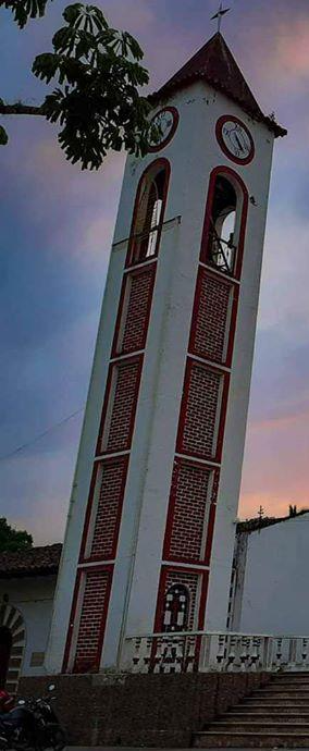 Torre de San Lorenzo
Ubicada en el Municipio de Suaza Huila