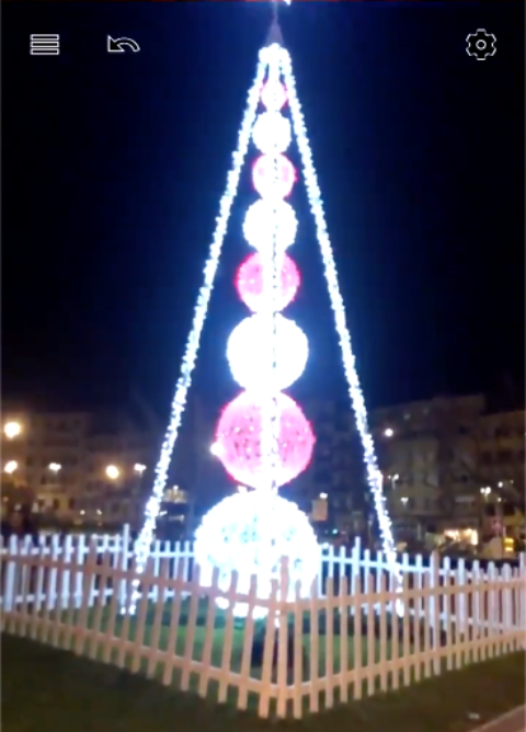 Árbol navideño en Irún