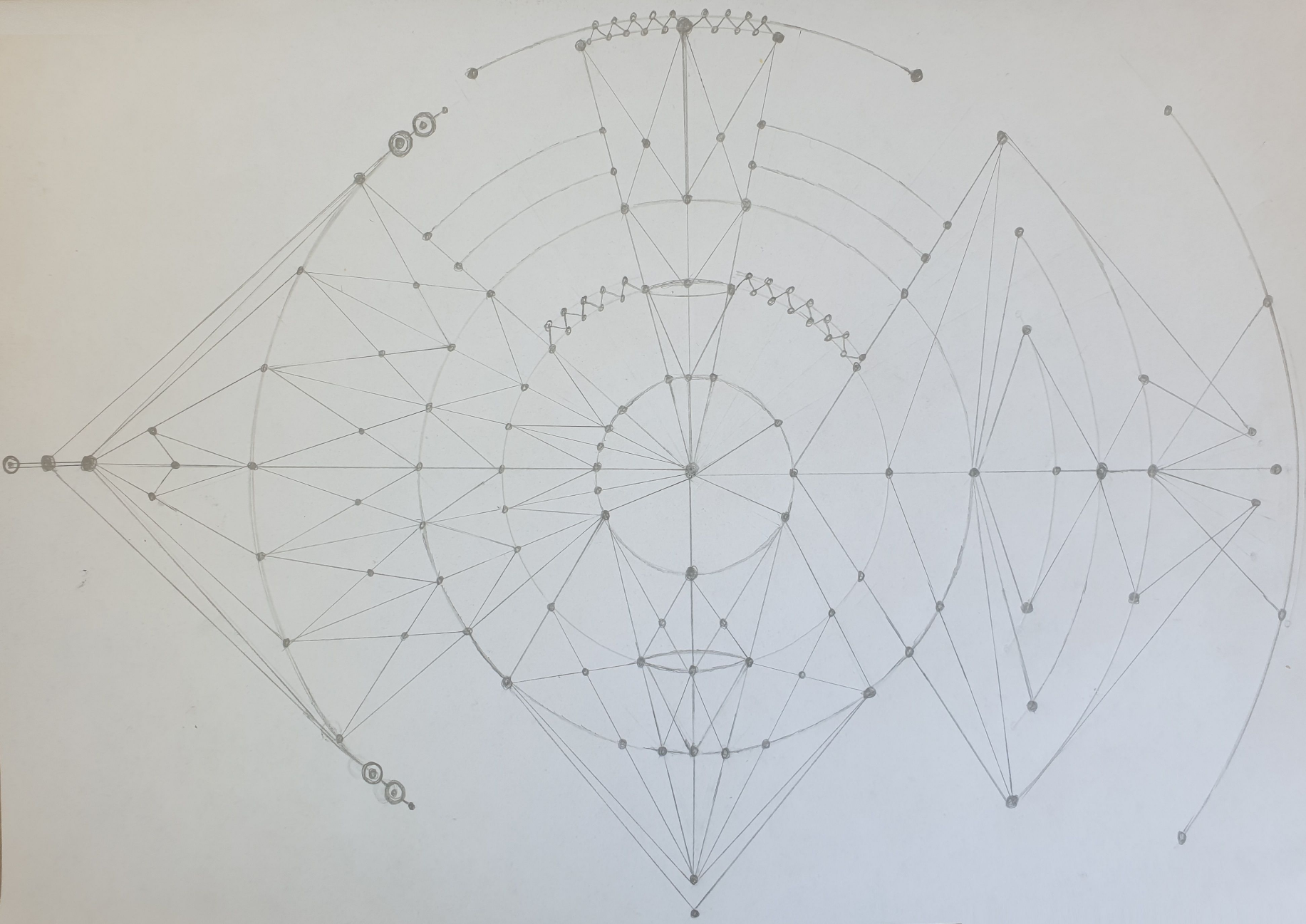 [url=https://gradini-fractale-geometrice.webnode.ro/_files/200000158-392a5392a8/22.jpg]Fractal unic desenat manual, pornind de la un punct de origine care generează 
fractalul. Tot asa a început si Universul, începând cu un gand (o 
informație cuantica), urmată de o energie și continuând cu vibrații și 
frecvență, urmată de geometria sacră care prin teoria haosului si a 
hazardului, generează fractali (sa le spunem mai pe scurt, produsul 
finit).[/url]