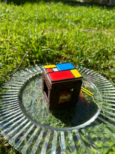 Mondrian Sponge Cube: Sostenibilità in Cubo