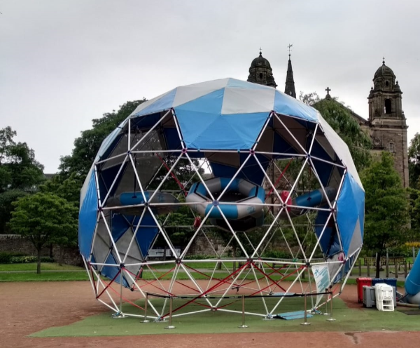 Cúpula en Edimburgo. Foto de Javier Cayetano