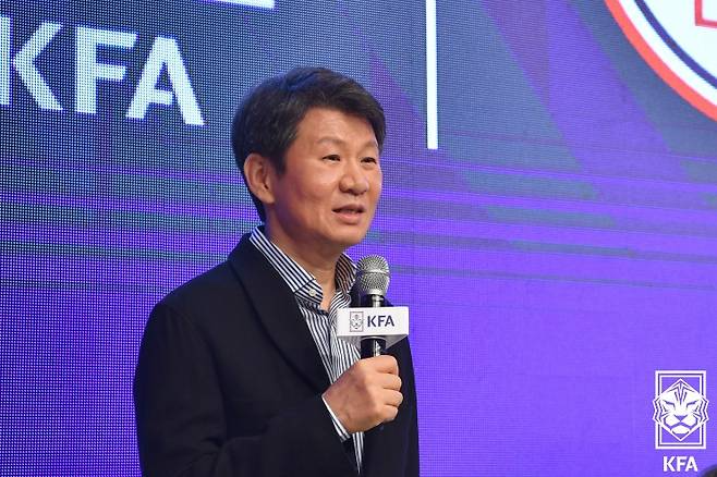 Minister Yoo said in an interview on CBS Radio's "Kim Hyun-jung's News Show" on the 20th that the Korea Football Association's audit will announce the final results at the end of September without an interim announcement. 

In addition, Minister Yoo said in the interview, "When I first started an audit of the Korea Football Association, I didn't give documents well and I heard such a story, so I said it's not okay," adding, "Basically, the public's interest and criticism are too big a problem. There is a problem in the process of appointing the national team coach, and there is an urgent pardon of the corrupt soccer players before that. I am grateful for the various problems the association has had, but I understand that it is not doing so uncooperative now." 

However, on the previous day, Rep. Jin Jong-oh of the People's Power said on his SNS, "The Korea Football Association's systematic cover-up has begun," adding, "The Korea Football Association is taking a vacation until Friday using its foundation day as an excuse, and is refusing to comply with the National Assembly's request for questioning on pending issues on the 24th." 

"Is it normal for key officials, including Chung Mong-gyu, president of the Korea Football Association, and Hong Myung-bo, to remain silent and show irresponsible attitudes even though they are scheduled to appear at the National Assembly as witnesses?" lawmaker Jin said. "The Korea Football Association, which is supposed to reveal the truth and hold accountable, and those who deceive the people will surely pay the price."

Earlier on July 8, the Korea Football Association officially announced the appointment of Hong as the head coach of the Korean national team. 

The post had been vacant for five months since former coach Jurgen Klinsmann stepped down in February this year. The Korea Football Association promised to officially appoint a foreign coach within May, but the situation has remained unexpected since then.

The KFA, which had remained vacant, hurriedly appointed Hong Myung-bo from the Ulsan HD team of the K-League as its head coach. Hong, who had initially expressed opposition to the nomination of the coach, reportedly took the helm after a two-hour interview with Lee Im-saeng, technical director of the KFA. 

Minister Yoo also said, "I understand that there is a procedural problem" during the appointment of director Hong Myung-bo. However, regarding the issue of the appointment process of director Erbernard, which was recently pointed out by an overseas agent, he said, "Since it is a new story on SNS, it is necessary to check more specifically, including this issue."

In an interview, Yoo In-chon also mentioned budget that the Korea Football Association is currently receiving. "The Korea Football Association is also a public service organization that receives about 37 billion won to 40 billion won in budget support. If there is a problem, it is natural for the government to take care of it," Yoo said. 

The Korea Football Association, which receives the government's budget, reportedly borrowed about 800 million won by the end of July after opening a negative bank account of 60 billion won earlier this year. This is twice the amount of 30 billion won originally announced in the same month. On top of that, the controversy has grown further as it is known that the bankbook was opened even without the approval of the Ministry of Culture, Sports and Tourism.

Amid a flurry of problems with the Korea Football Association, Minister Yoo In-chon also said about Chairman Chung Mong-kyu's consecutive terms as president of the Korea Football Association, "Self-deposition."

"He (Jung Mong-gyu) is trying to serve his fourth consecutive term," Yoo said. "He was only allowed to serve his fourth consecutive term last time, but the Fair Trade Commission allowed him to serve his third consecutive term." He added, "So trying to serve his fourth consecutive term also has to go through that process. When I hear the public opinion and things like this these days, I think it is rather an honor for me to decide my own future. Personally, I would like to say that."  [url=https://www.ibeautylab.co.kr/18/]안전놀이터[/url]

Meanwhile, about 10 witnesses and references, including Chung Mong-kyu, president of the Korea Football Association, Hong Myung-bo, head coach of the national soccer team, and Lee Im-saeng, technical director of the Korea Football Association, will be summoned to the National Assembly's pending questions on the 24th.


